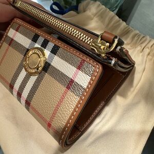 Burberry - Small Check Folding Wallet - NEW
